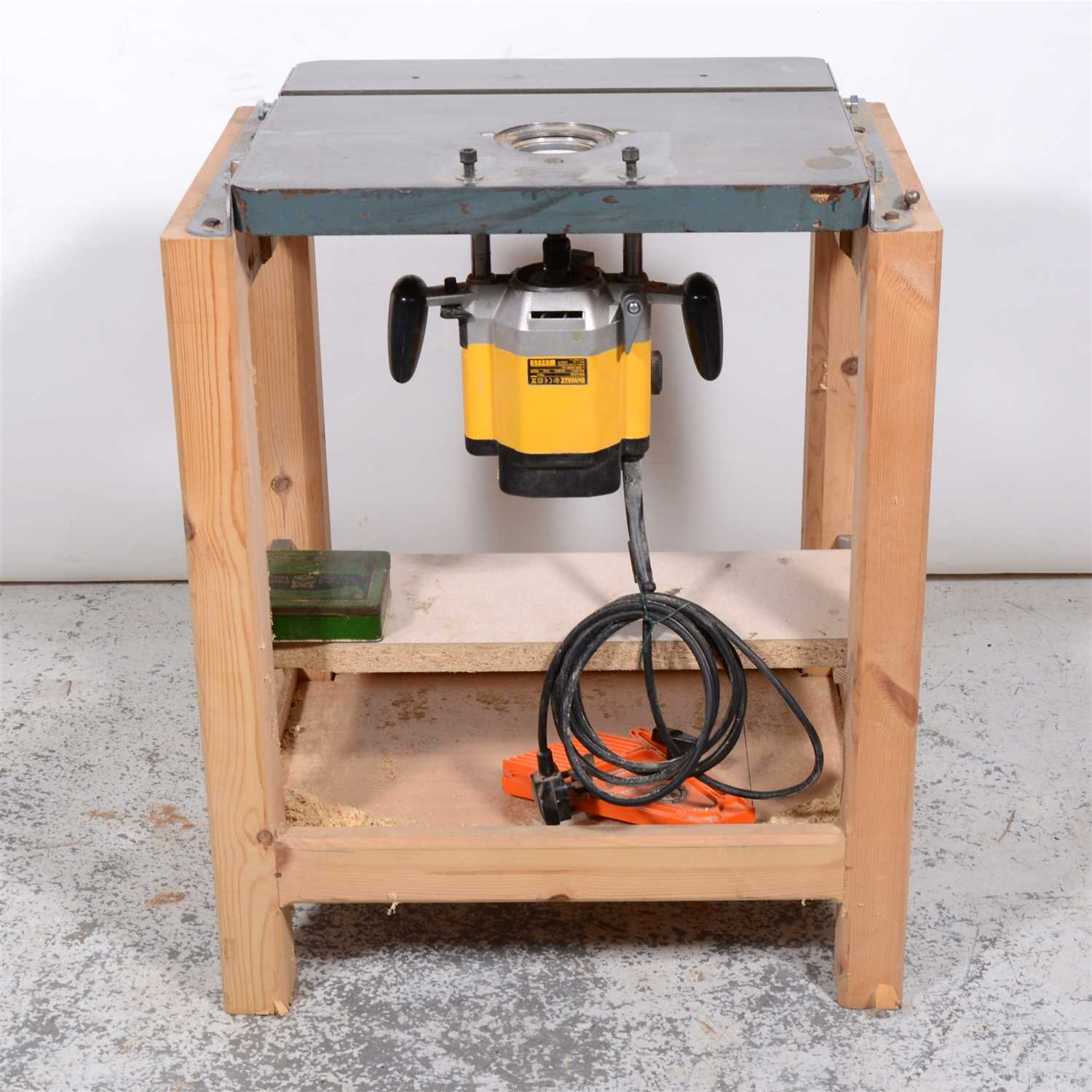 Heavy duty router deals table