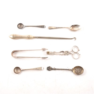 Lot 357 - A quantity of small silver items