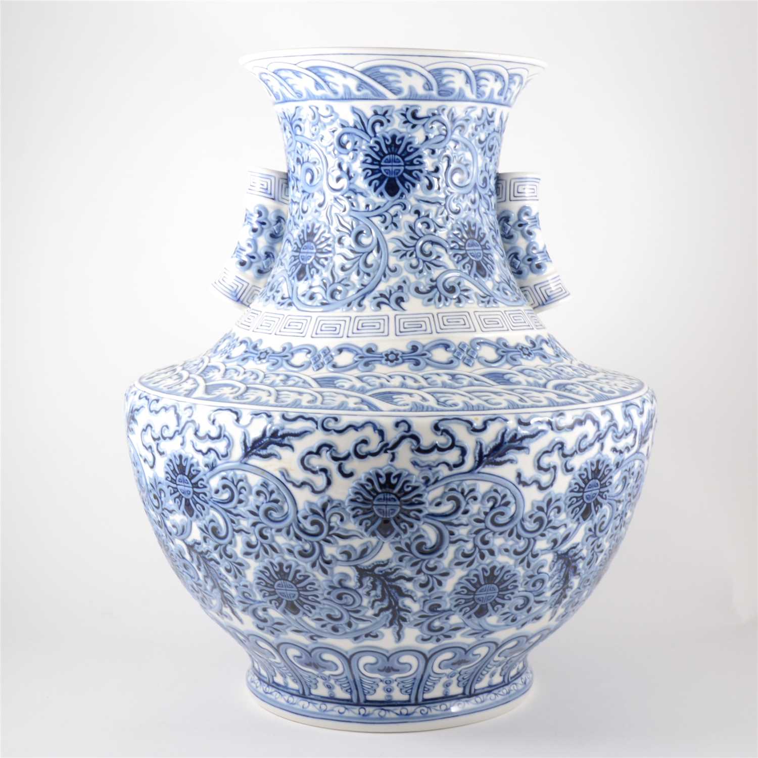 Lot 35 - A large limited edition Blue Empire vase, by Lladró