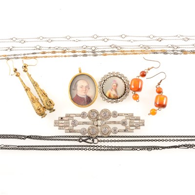 Lot 211 - A collection of Victorian and later costume jewellery.