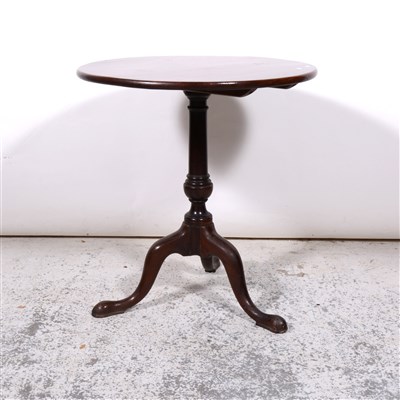 Lot 571 - Georgian mahogany tripod table