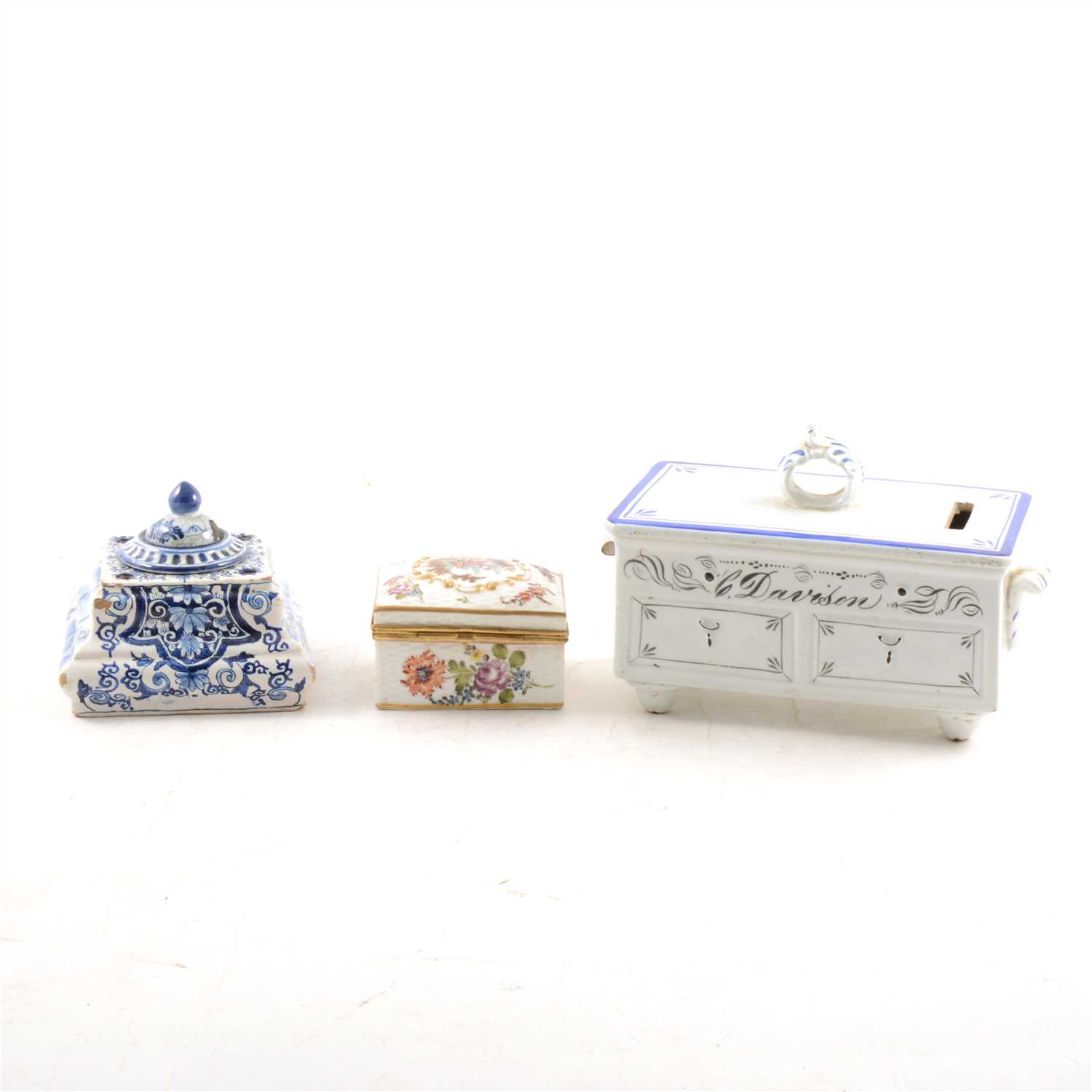 Lot 28 - Dresden porcelain oblong shape snuff box, after Watteau, and two other items.