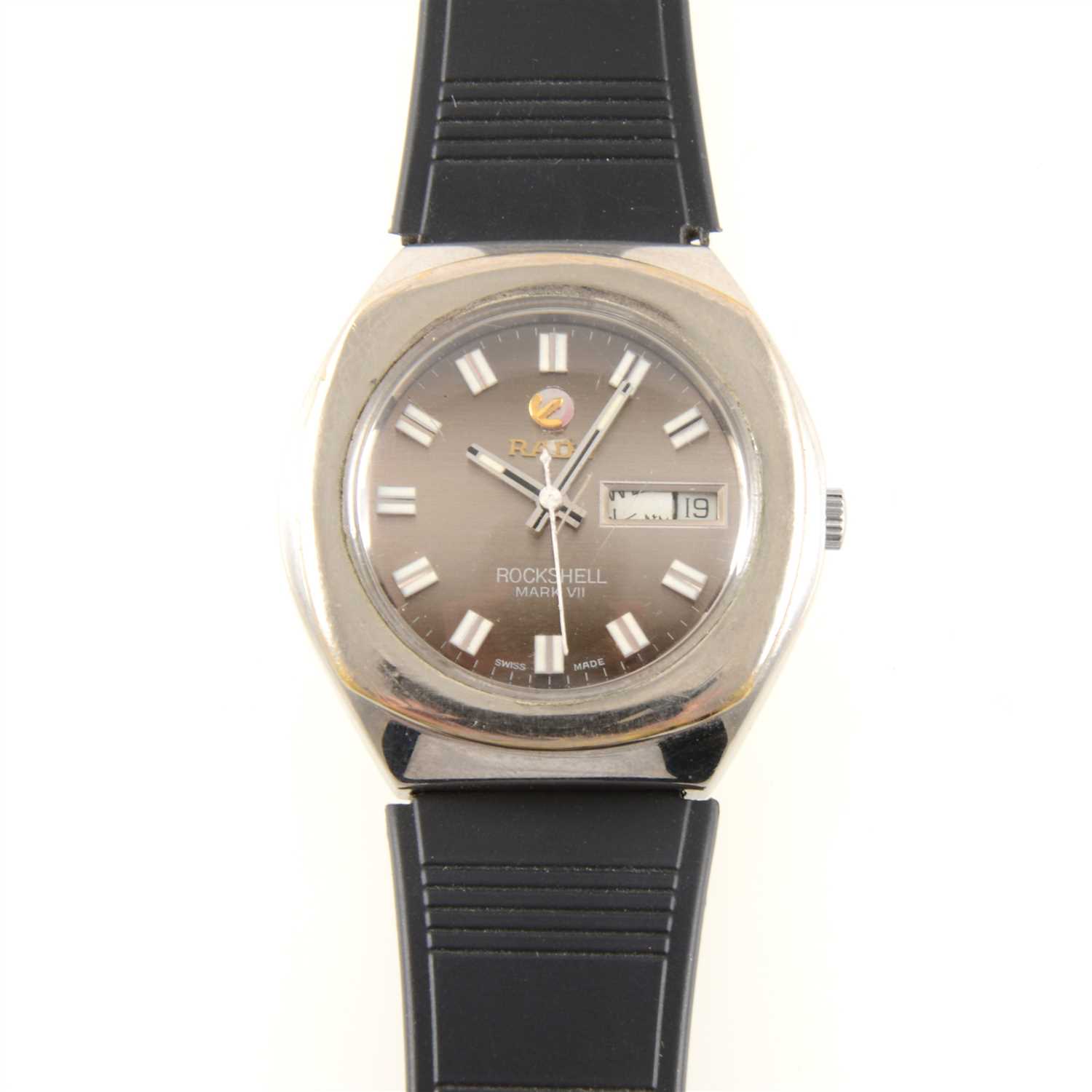 Lot 305 - Rado - a gentleman's vintage Rockshell VII stainless steel wrist watch