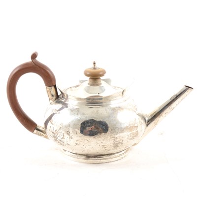 Lot 349 - Silver teapot