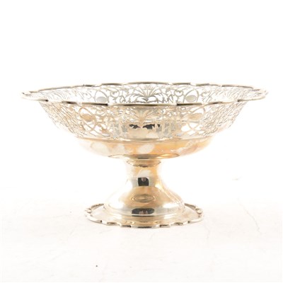 Lot 350 - Silver pedestal bowl