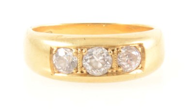 Lot 192 - A gentleman's diamond three stone ring.