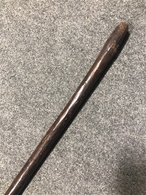 Lot 133 - An African carved wood staff