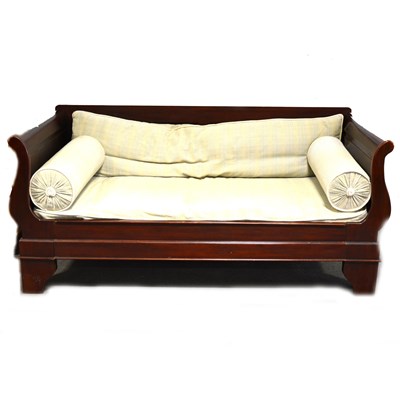 Lot 409 - Modern mahogany settee