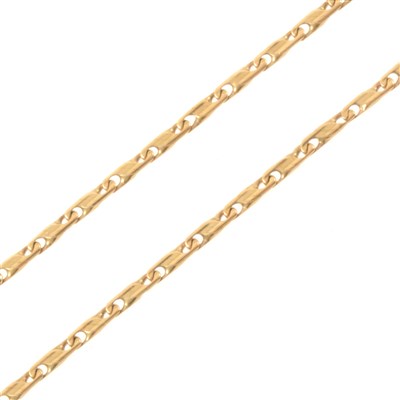 Lot 240 - A 9 carat yellow gold chain necklace.