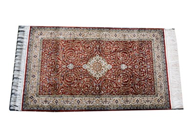 Lot 513 - A Turksih Hereke silk rug