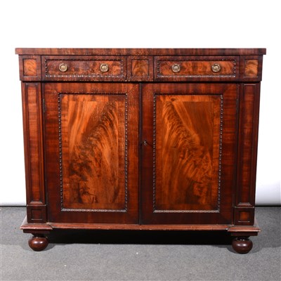 Lot 459 - A Victorian mahogany chiffonier