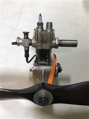 Lot 44 - EDGAR WESTBURY KINGLET 5cc side valve sparkie.
