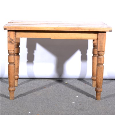 Lot 459 - A pine scrub top kitchen table