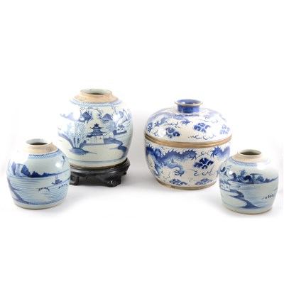 Lot 19 - A large Chinese blue and white ginger jar, etc