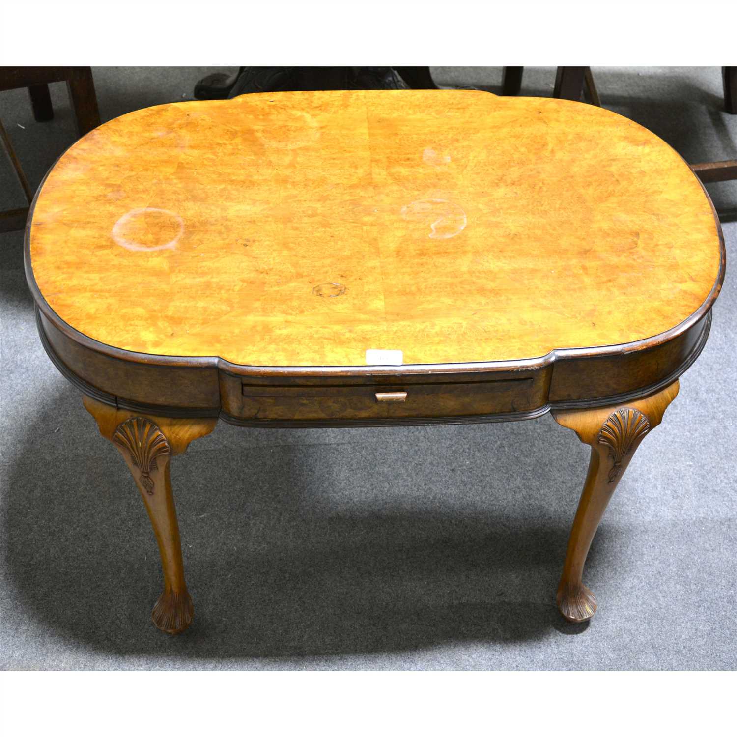 Lot 453 - Figured walnut coffee table