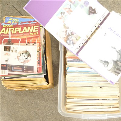 Lot 479 - 2 x Boxes of AMERICAN Model Mag and of ECHO.