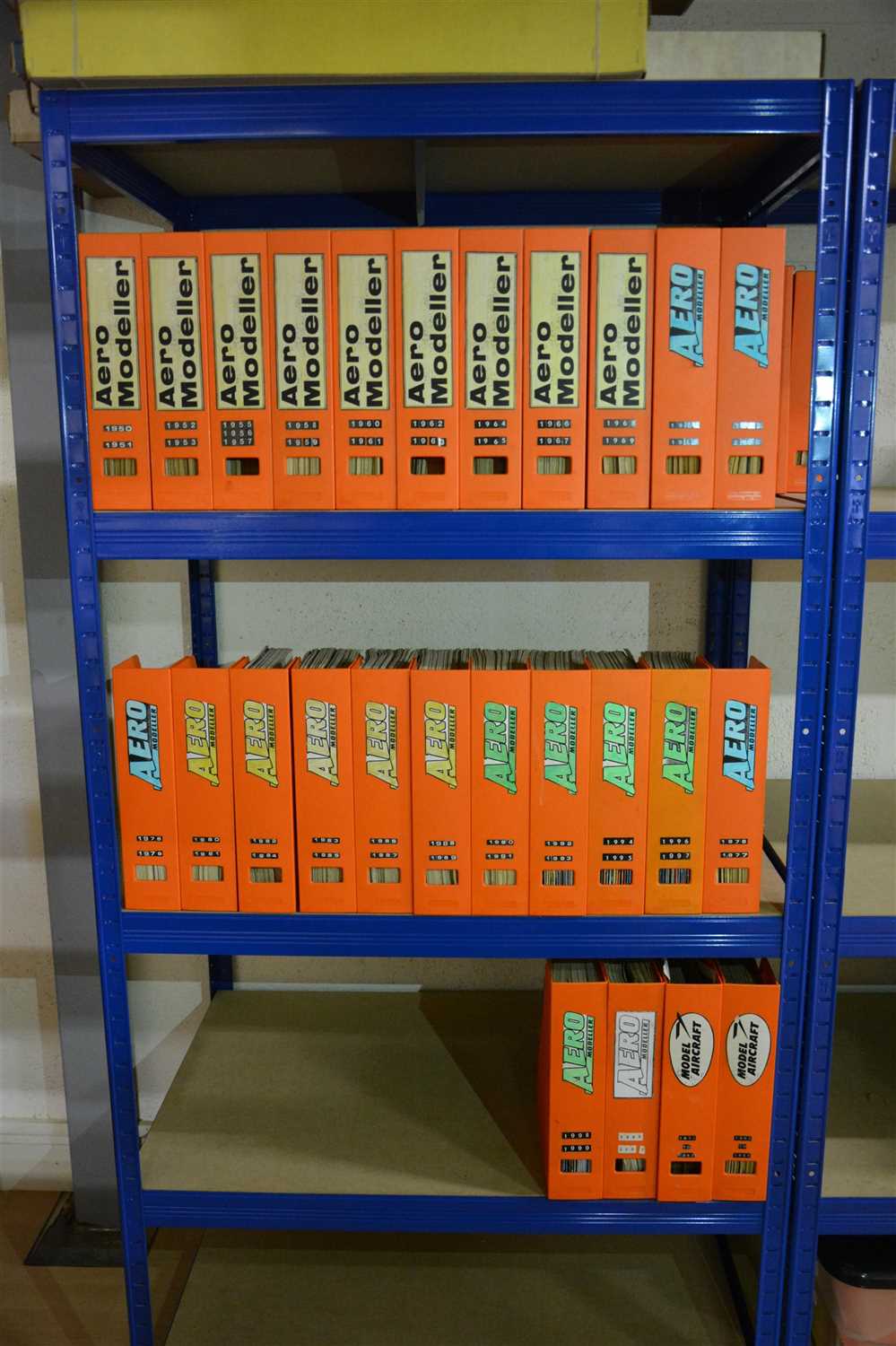 Lot 481 - 30 Storage Files containing 50 years of AEROMODELLER mags, 4 of MODELLAR and 1 of FLYING MODEL.