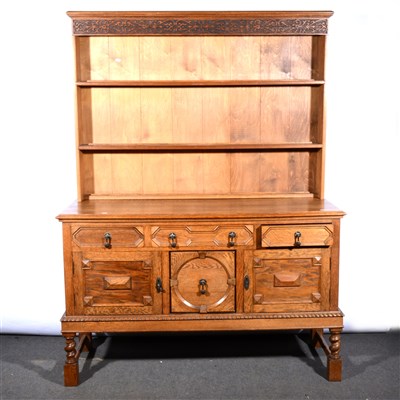 Lot 680 - An oak sideboard