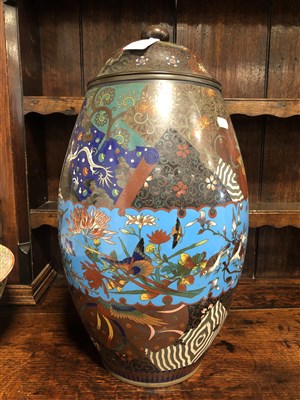 Lot 64 - Chinese cloisonné barrel-shape covered jar, 20th century