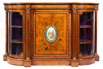 Lot 487 - A Victorian figured walnut and marquetry chiffonier