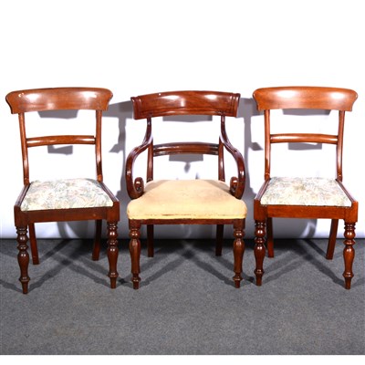 Lot 514 - A pair of Victorian mahogany bar back dining chairs