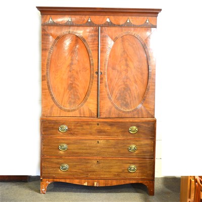 Lot 468 - A George III mahogany linen press