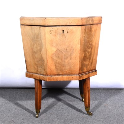 Lot 482 - A George III mahogany wine cooler