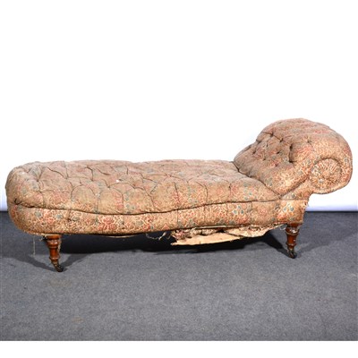 Lot 528 - A later Victorian chaise longue, ...