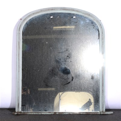 Lot 534 - A Victorian style over-mantel mirror