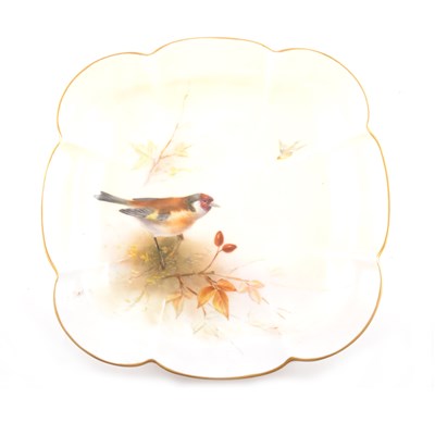 Lot 54 - A Royal Worcester shallow dish, date mark for 1921, painted with a Goldfinch, ...