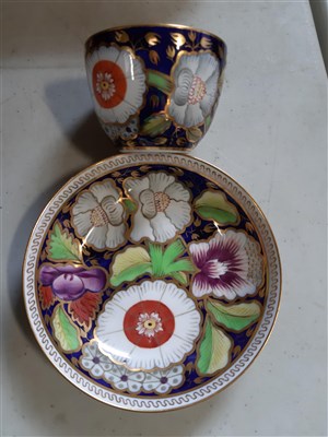 Lot 84 - Copeland china tea cup and saucer, Imari pattern; ...