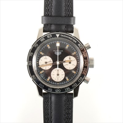 Lot 723 - Heuer - a gentleman's 1968 Autavia Chronograph wrist watch, with Service Guarantee