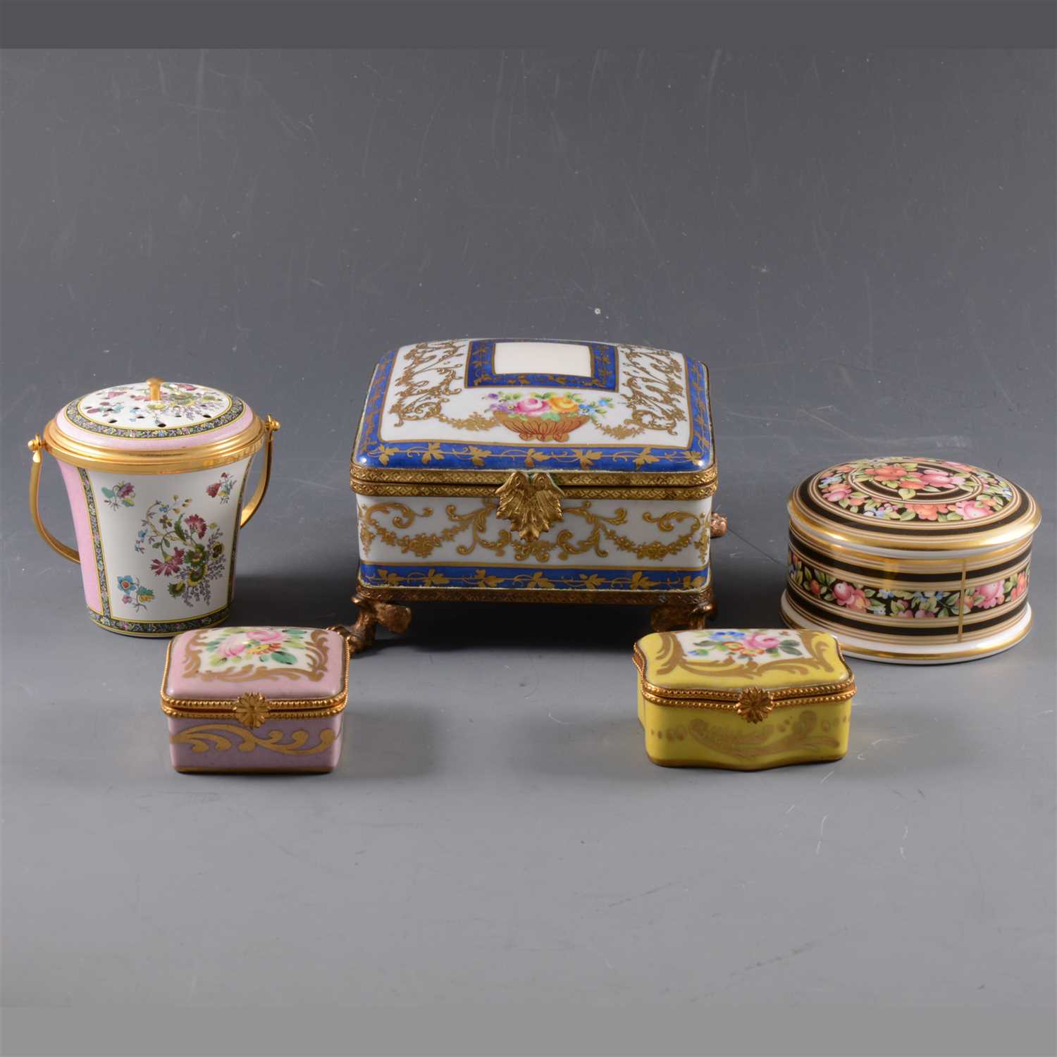 Lot 49 - A Limoges porcelain box, ...