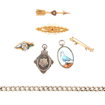 Lot 390 - Four vintage brooches, 9ct, mosaic, pigeon pendant, silver chains and shield shape fob
