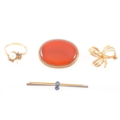 Lot 380 - Pearl dress ring, cornelion brooch, bar brooch, small gold bow brooch.