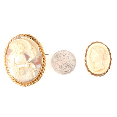 Lot 371 - A cameo in a yellow metal mount and another costume jewellery brooch, silver Crown 1821 (defaced)