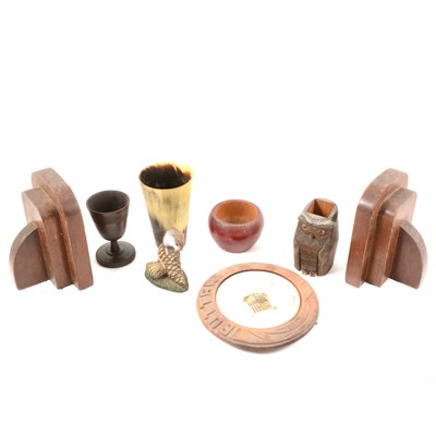 Lot 254 - A collection of decorative wooden and horn items.