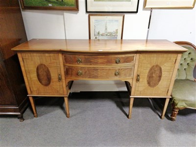 Lot 569 - An Edwardian inlaid mahogany sideboard, ...