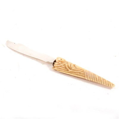 Lot 185 - Silver bladed cheese knife
