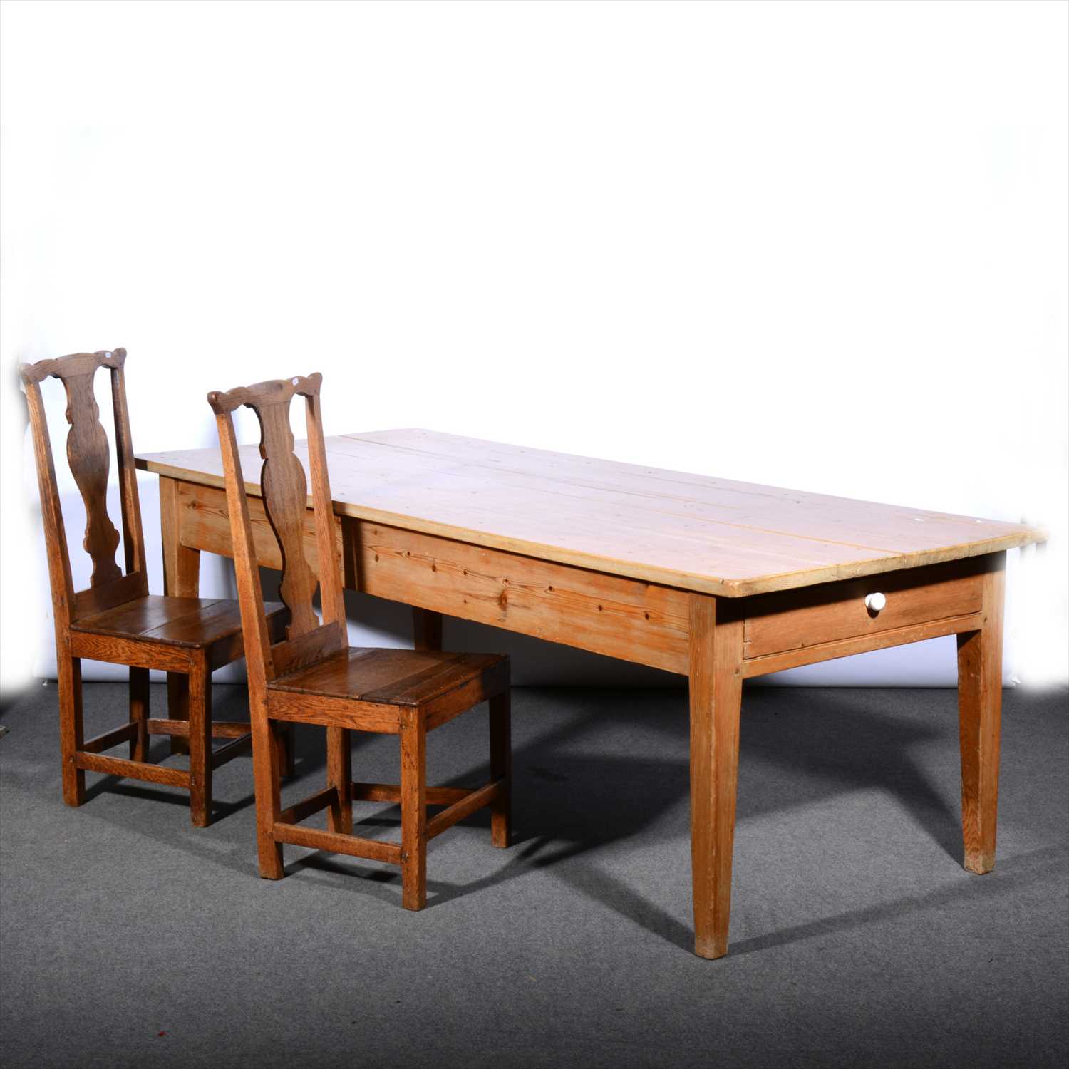Lot 615 A pine kitchen table,