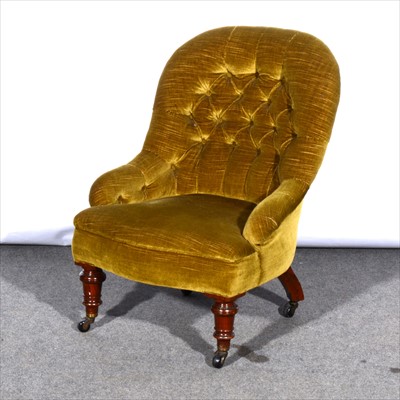 Lot 651 - Victorian nursing chair