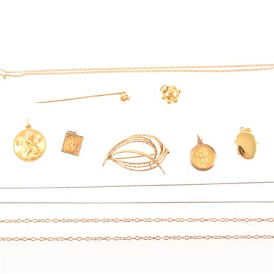 Lot 382 - A collection of gold jewellery, chains, brooch, pendants etc