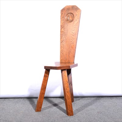 Lot 516 - An Arts & Crafts oak spinning chair, ...