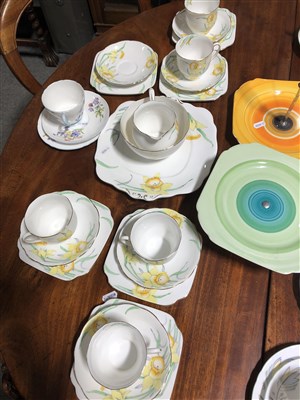 Lot 86 - A quantity of assorted Shelley teaware