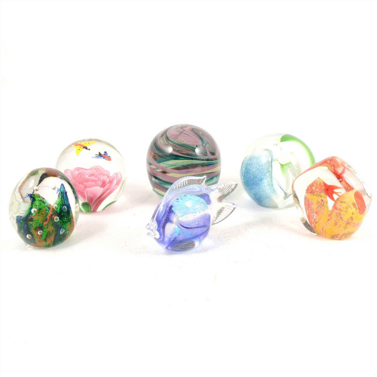 Lot 30 - A collection of glass paperweights.