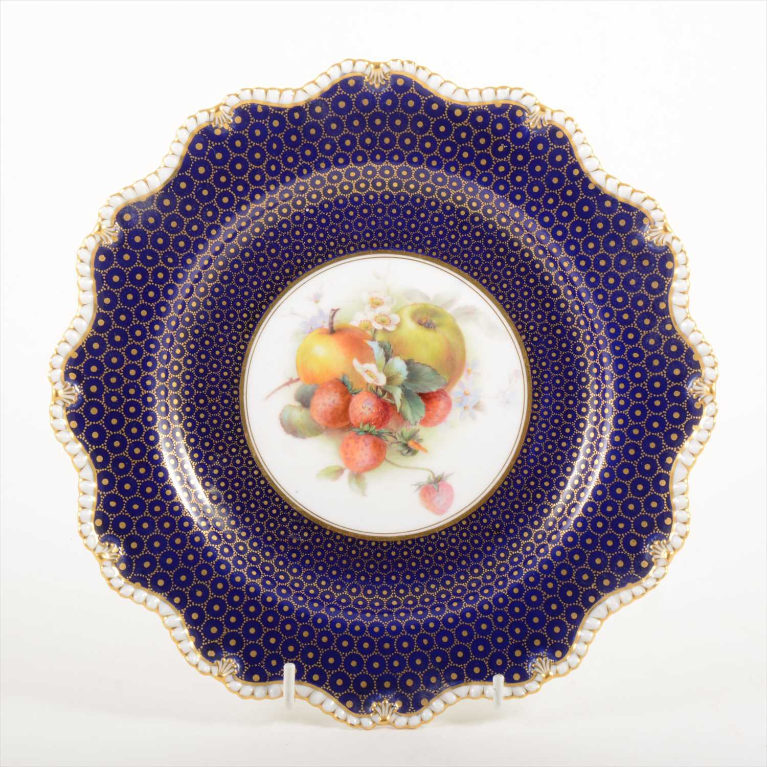 Lot 29 - Royal Worcester cabinet plate