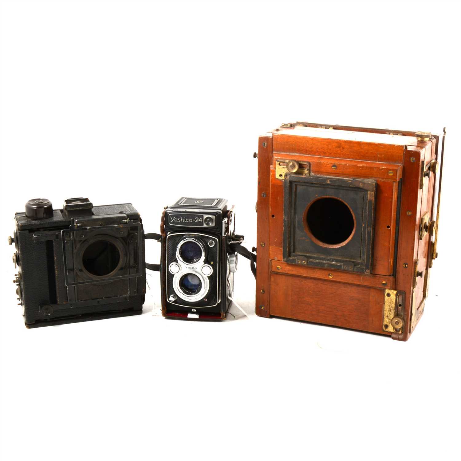 Lot 159 - Edwardian brass mounted mahogany plate camera...