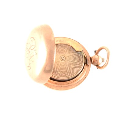 Lot 263 - A 9 carat rose gold sovereign case.