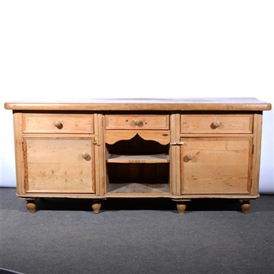 Lot 688 - Stripped pine dresser