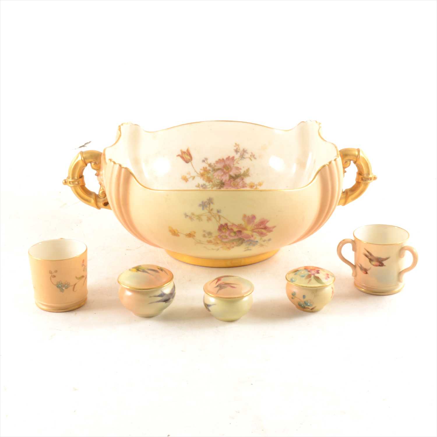 Lot 7 - Collection of Royal Worcester miniatures and bowls